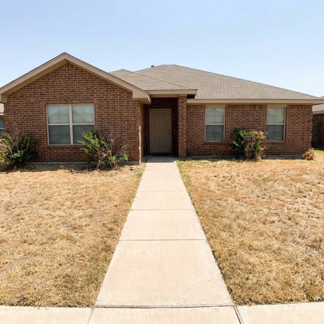Sample photo: Front walkway